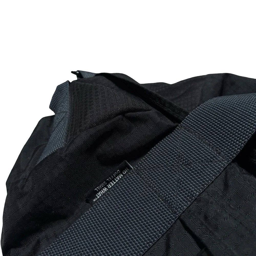 EAGLE CREEK ES Cargo Duffel Gear Bag Ripstop Nylon Black Gray Medium 24x12x11